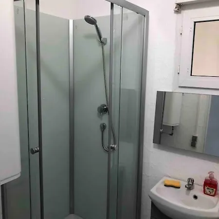 Apartment 40m² Totalement Renoves Belle Vue Degagee *